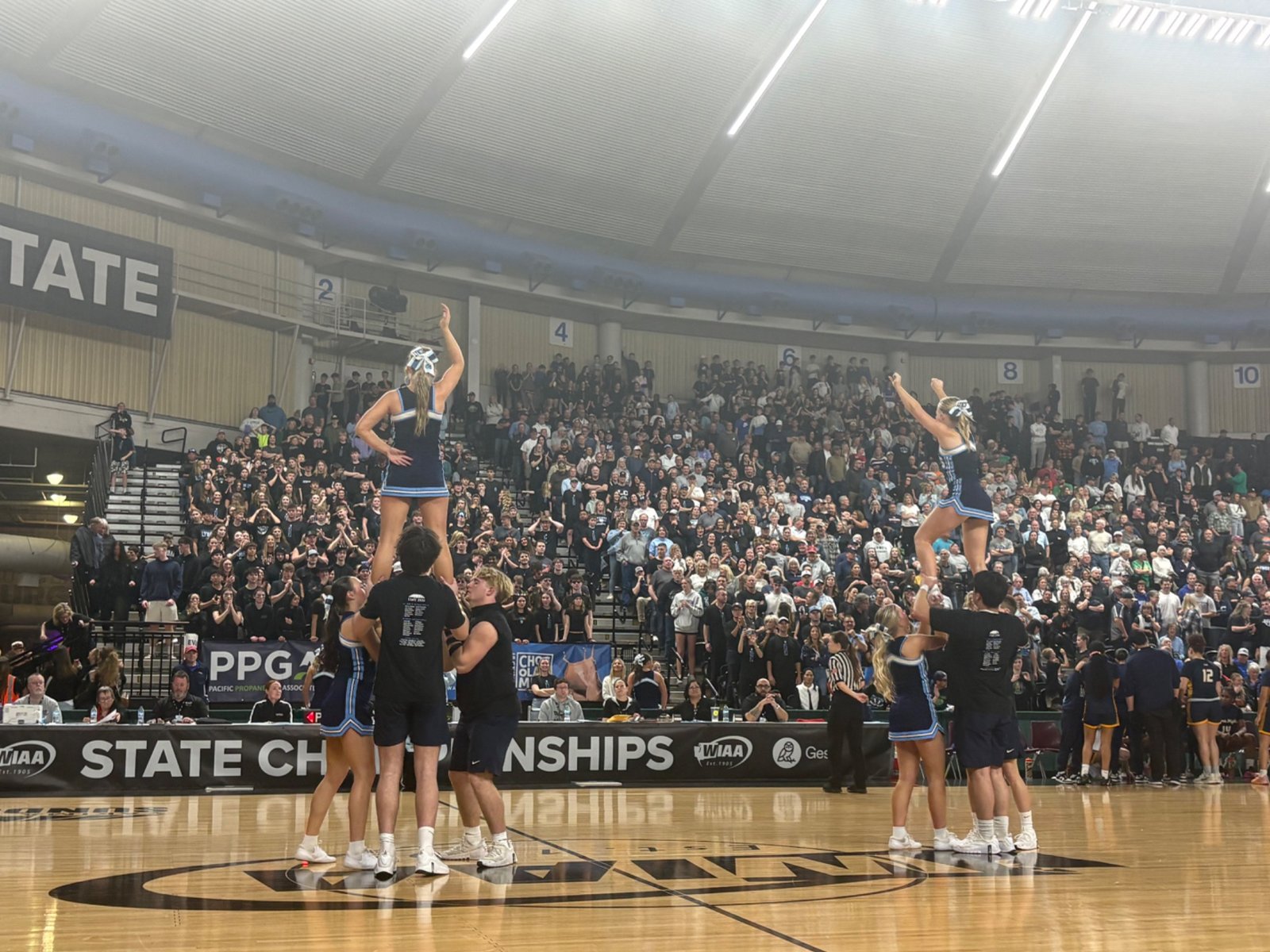 lynden christian cheerleaders state basketball