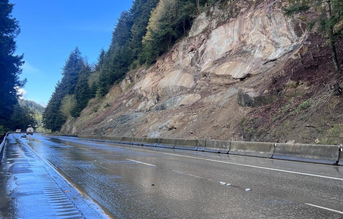 northbound I-5 reopens south of Bellingham